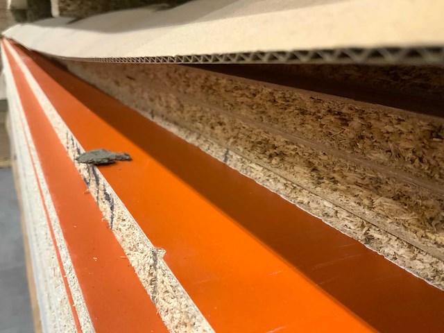 Decoratie spaanplaat ca. 17m3 - afbeelding 13 van  13