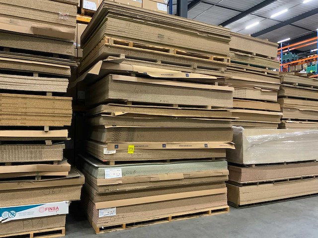 Decoratie spaanplaat ca. 20m3 - afbeelding 1 van  17