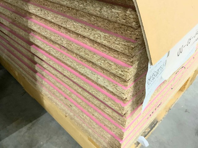 Decoratie spaanplaat ca. 20m3 - afbeelding 9 van  17