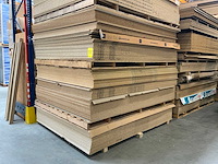Decoratie spaanplaat ca. 22m3 - afbeelding 8 van  11