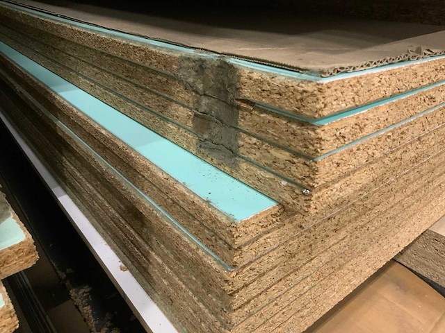 Decoratie spaanplaat ca. 22m3 - afbeelding 12 van  17