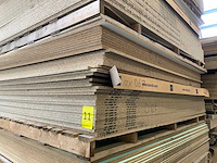 Decoratie spaanplaat ca. 22m3 - afbeelding 7 van  9