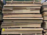 Decoratie spaanplaat ca. 22m3 - afbeelding 10 van  16