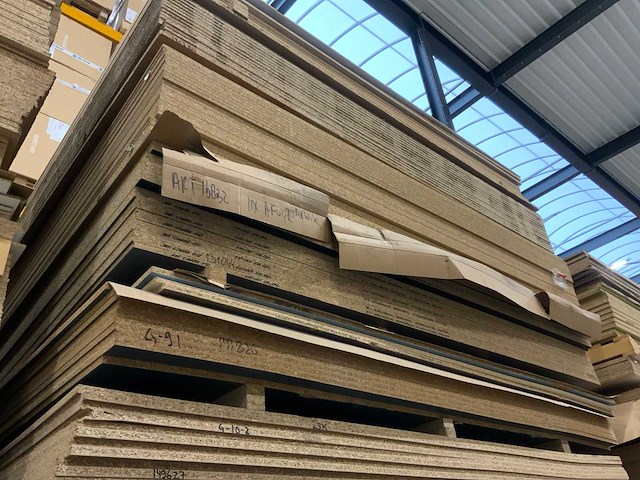 Decoratie spaanplaat ca. 22m3 - afbeelding 8 van  19