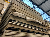 Decoratie spaanplaat ca. 22m3 - afbeelding 8 van  19