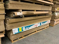 Decoratie spaanplaat ca. 22m3 - afbeelding 12 van  19
