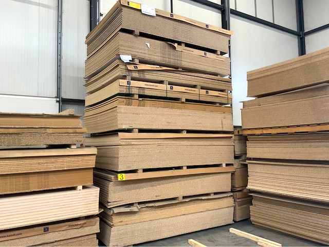 Decoratie spaanplaat ca. 25 m3 - afbeelding 11 van  22