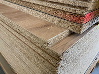 Decoratie spaanplaat ca. 25m3 - afbeelding 9 van  17