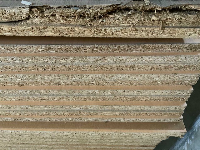 Decoratie spaanplaat ca. 26m3 - afbeelding 5 van  14