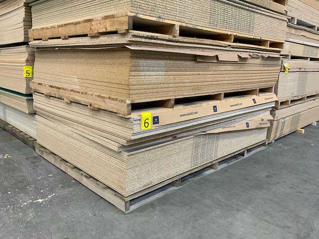 Decoratie spaanplaat ca. 27m3 - afbeelding 3 van  16