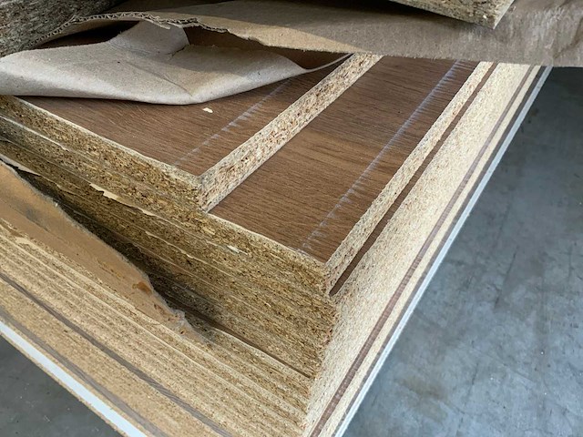 Decoratie spaanplaat ca. 28m3 - afbeelding 2 van  17