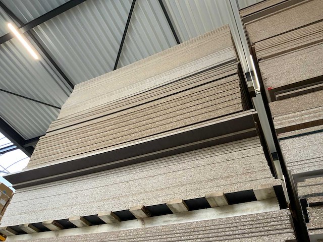 Decoratie spaanplaat ca. 28m3 - afbeelding 6 van  16