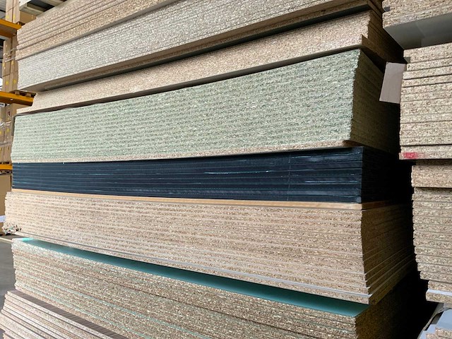 Decoratie spaanplaat ca. 28m3 - afbeelding 6 van  6