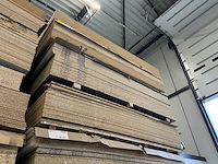 Decoratie spaanplaat ca. 28m3 - afbeelding 17 van  17