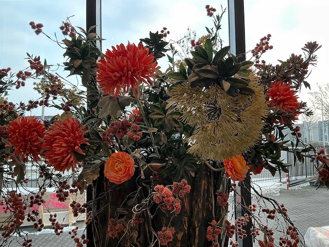 Decoratie zuil met pot met kunstbloemen (2x) - afbeelding 4 van  8
