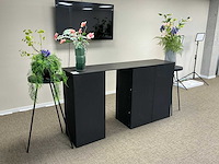 Decoratie, zuilen en spiegel - afbeelding 2 van  7