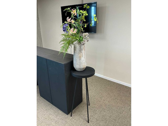 Decoratie, zuilen en spiegel - afbeelding 4 van  7