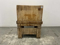 Decoratief antiek hakblok - afbeelding 3 van  4