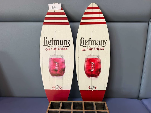Decoratiemateriaal 2 houten surfplanken liefmans, 1 houten verdeelbak drogheria alimentari - afbeelding 2 van  6