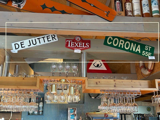 Decoratiemateriaal bar (8x) - afbeelding 1 van  6
