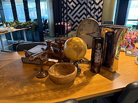 Decoratiemateriaal (hout/goud) - afbeelding 1 van  5