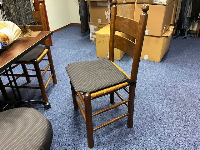 Decoratiemateriaal met tafel - afbeelding 6 van  10