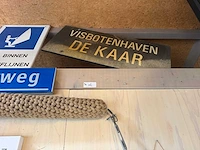 Decoratiemateriaal w.o. scheepstouw (zonder straatnaambord) (3x) - afbeelding 4 van  5