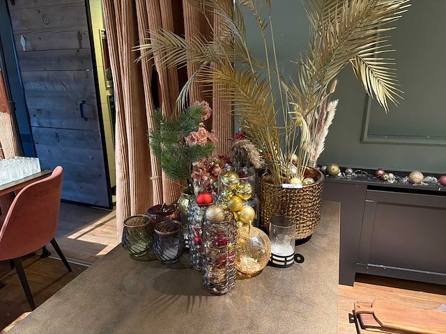 Decoratiemateriaal - afbeelding 1 van  3