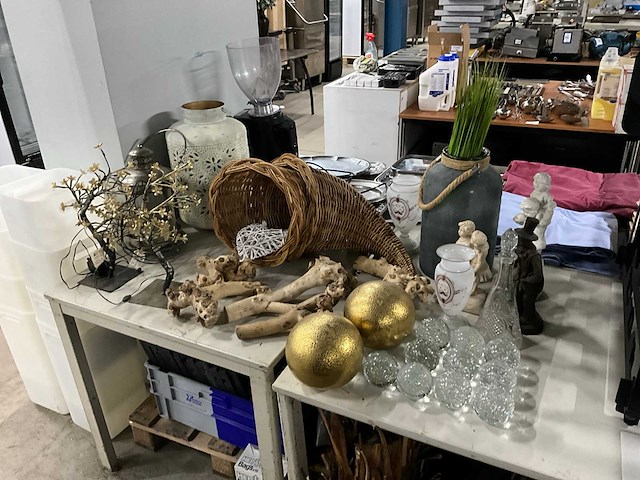 Decoratiemateriaal - afbeelding 1 van  8