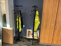 Decoraties, planten en kantoortoebehoren - afbeelding 3 van  4