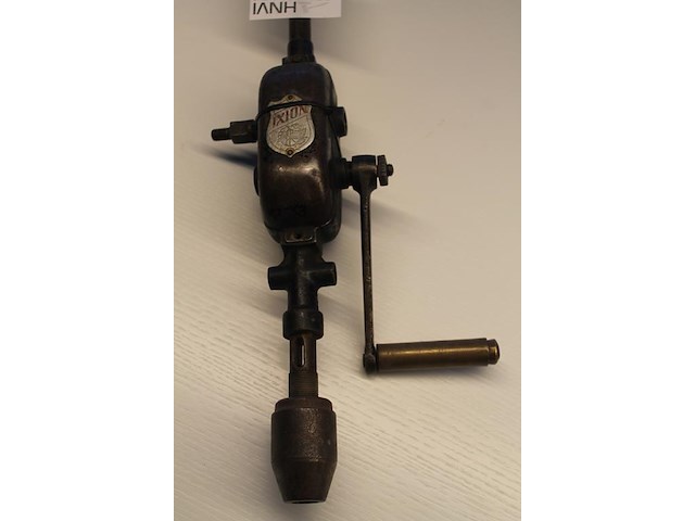 Decoratieve antieke manuele boor ixion. - afbeelding 2 van  3