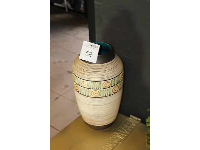 Decoratieve bloemenvaas hoogte 37 cm. - afbeelding 2 van  2