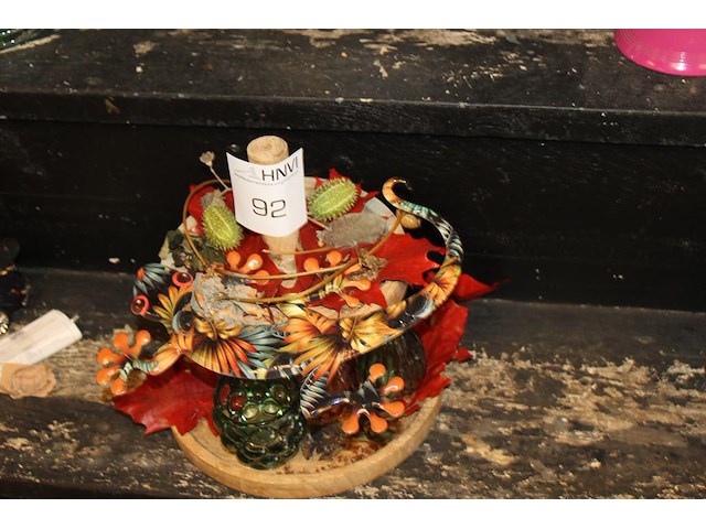 Decoratieve etagere's. - afbeelding 1 van  3