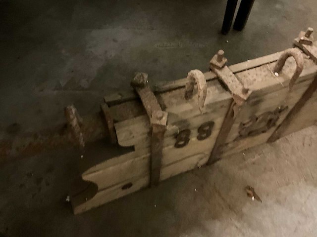 Decoratieve hijsjuk - afbeelding 2 van  7