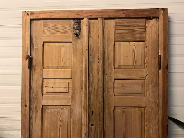 Decoratieve houten scheidingswand "deur" - afbeelding 5 van  10