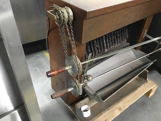 Decoratieve kippengrill - afbeelding 2 van  5