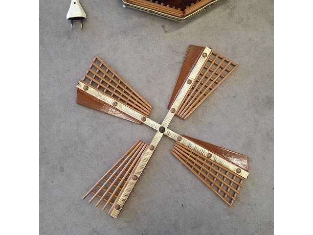 Decoratieve molen - afbeelding 6 van  6