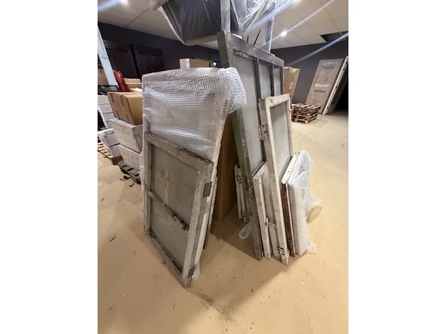 Decoratieve raampartijen, ca. 16 stuks - afbeelding 2 van  7