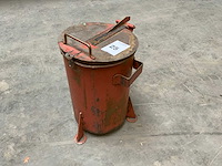 Decoratieve stalen bak - afbeelding 4 van  4