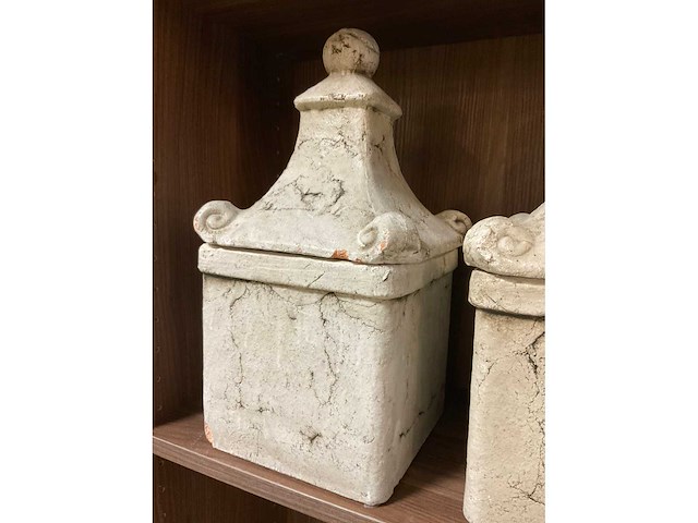 Decoratieve urnen - afbeelding 2 van  4