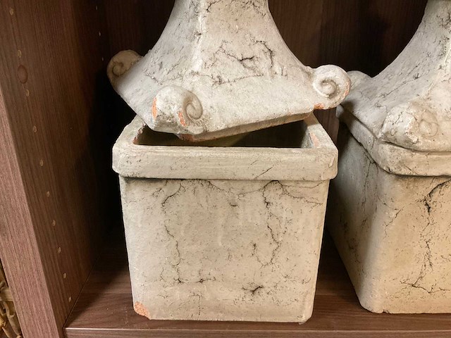 Decoratieve urnen - afbeelding 4 van  4