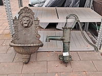 Decoratieve waterpomp met opvangbak - afbeelding 1 van  9