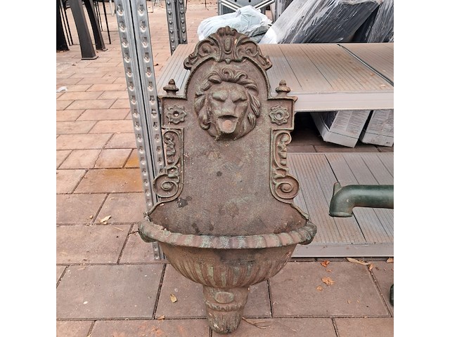 Decoratieve waterpomp met opvangbak - afbeelding 2 van  9