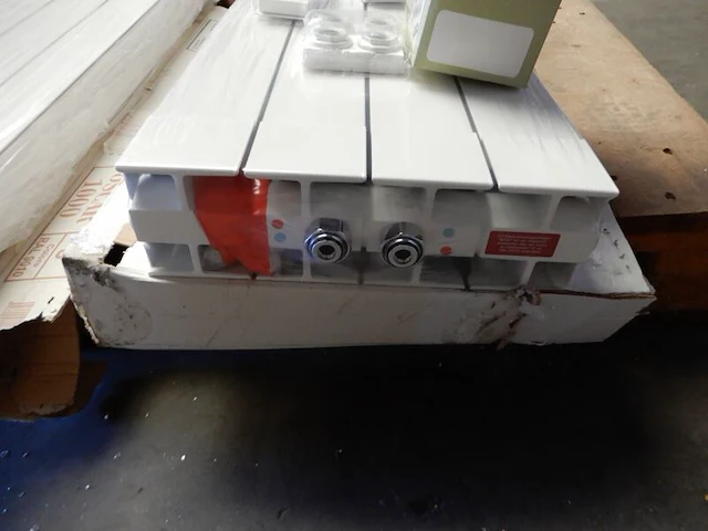 Decorradiator, global, oscar, wit, 1050x320x90 - afbeelding 2 van  5