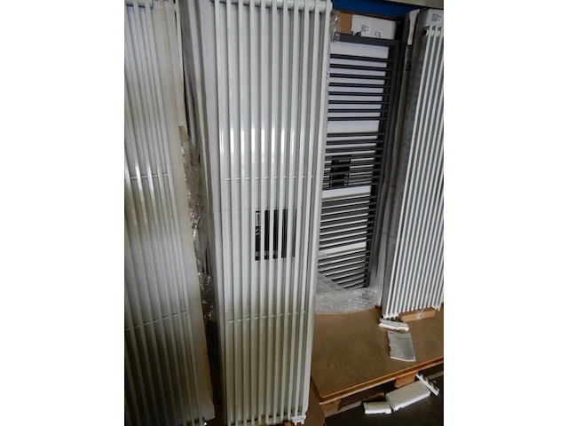 Decorradiator, wit, 1820x380 - afbeelding 1 van  5