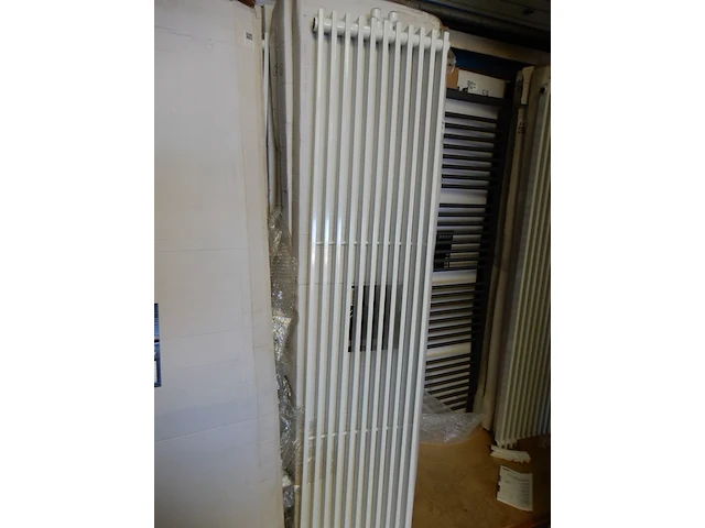 Decorradiator, wit, 1820x380 - afbeelding 1 van  4