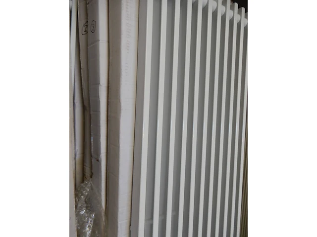Decorradiator, wit, 1820x380 - afbeelding 2 van  4