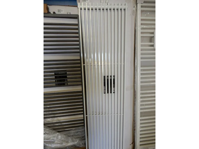 Decorradiator, wit, 1820x490 - afbeelding 1 van  5