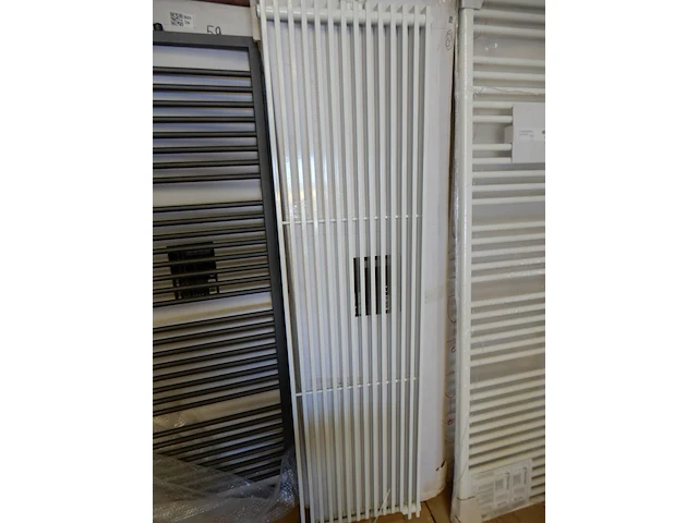 Decorradiator, wit, 1820x490 - afbeelding 1 van  5