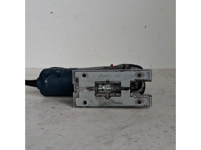 Decoupeerzaagmachine 230v bosch, gst 150 bce, bouwjaar 2014 - afbeelding 7 van  8